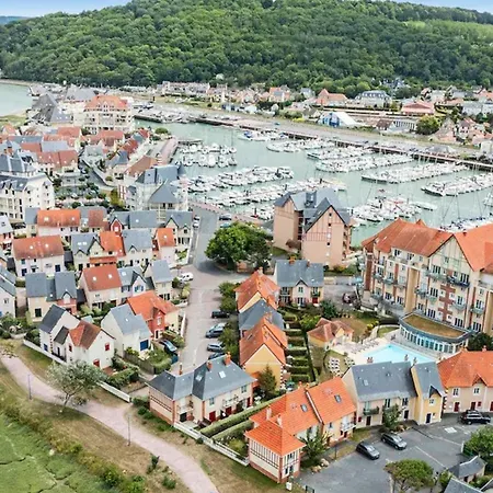 House With Garden Near The Dives-sur-Mer