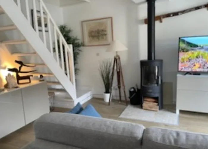 Prázdninový dům House With Garden Near The