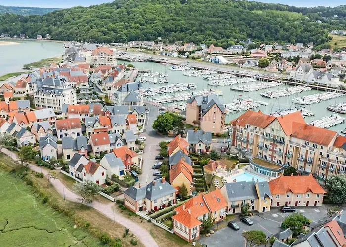 House With Garden Near The Dives-sur-Mer