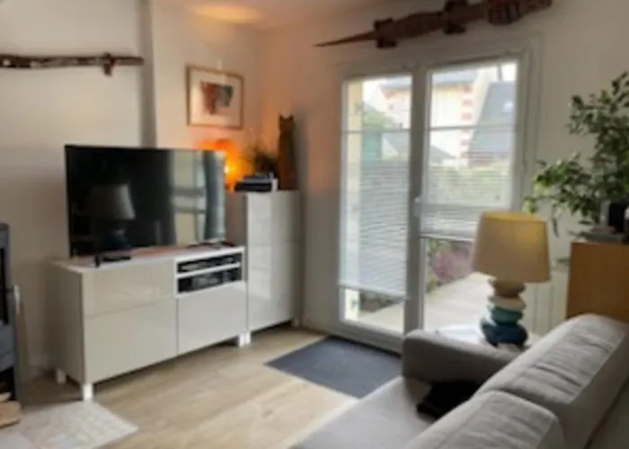 House With Garden Near The Dives-sur-Mer